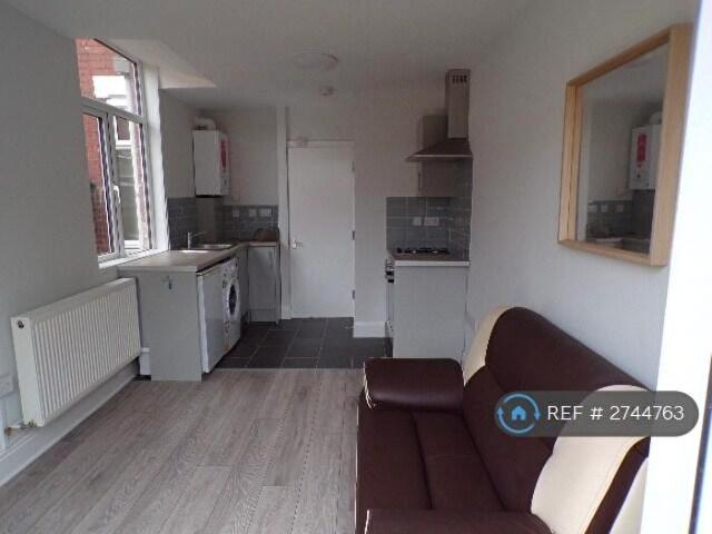 1 Bedroom Flat To Rent In Kingsland Avenue, Coventry, CV5