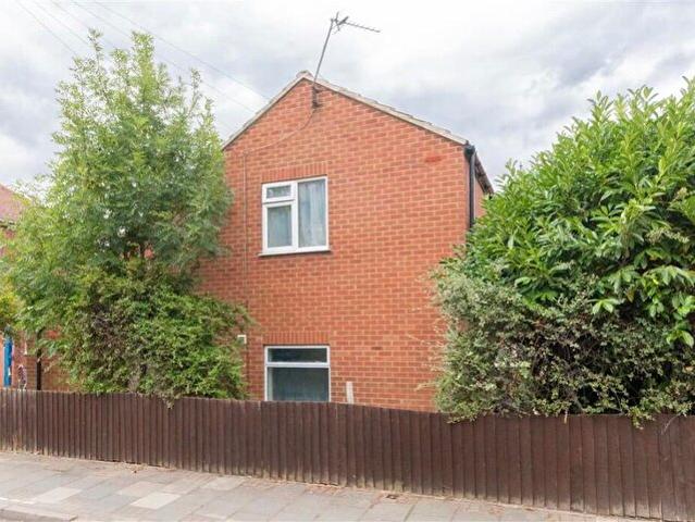 1 Bedroom Flat To Rent In Lower Cambridge Street, Loughborough, Leicestershire, LE11