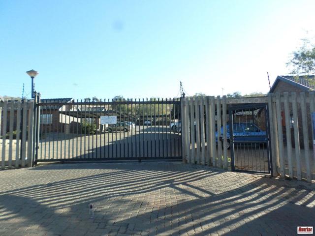 1 BEDROOM FLAT TO RENT IN PHILIP NEL PARK