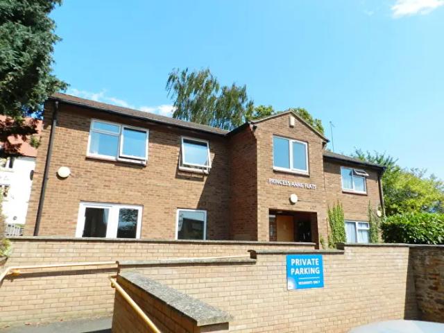 1 Bedroom Flat To Rent In Princess Anne Building, Welford Road, Northampton, West Northamptonshire, NN2
