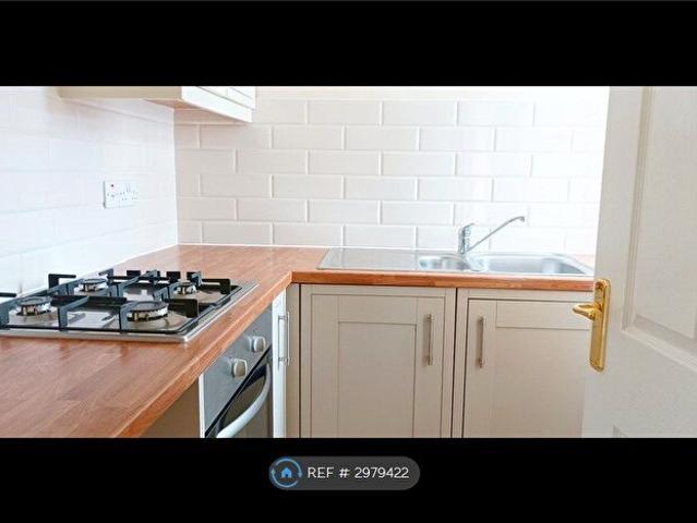 1 Bedroom Flat To Rent In Princess Court, Burton On Trent, DE14