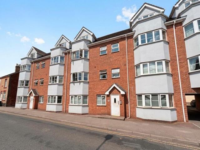 1 Bedroom Flat To Rent In Queens Road, Royale Place, CV11