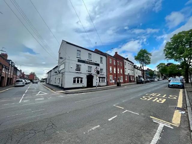 1 Bedroom Flat To Rent In Rear Of West Street, Warwick, CV34