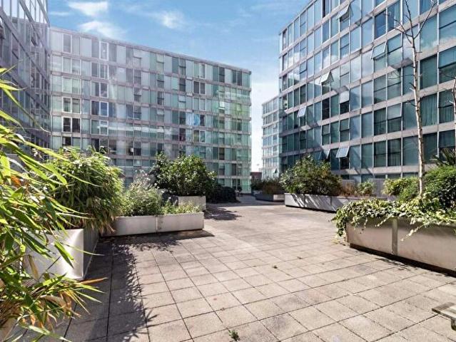 1 Bedroom Flat To Rent In Rillaton Walk, Milton Keynes, Buckinghamshire, MK9