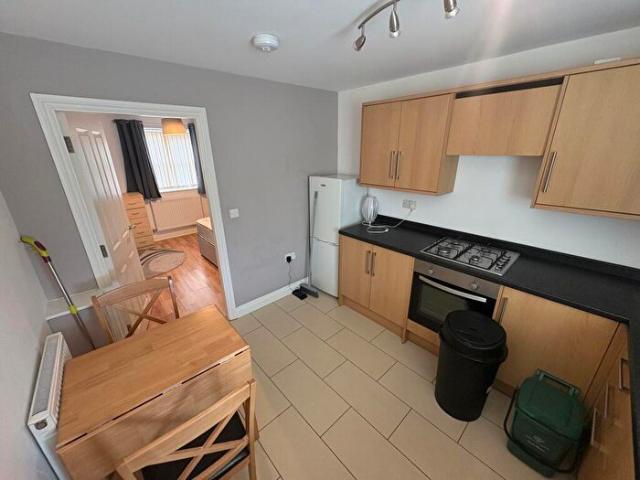 1 Bedroom Flat To Rent In Riverview Court, Derby, Derby City, DE1