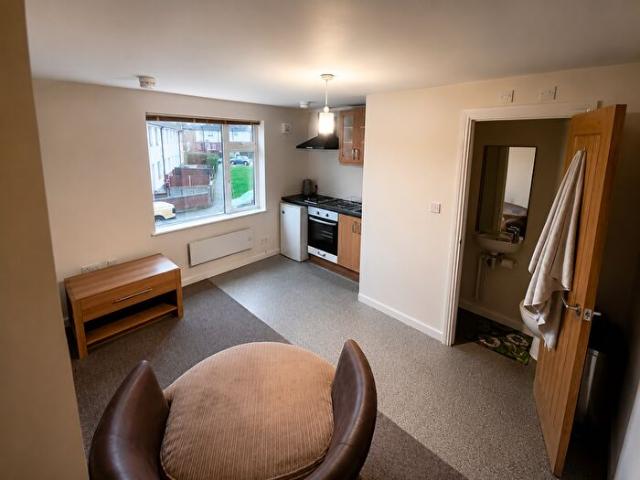 1 Bedroom Flat To Rent In Roundhouse Road, Coventry, CV3