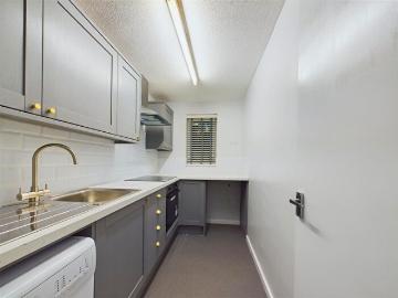 1 Bedroom Flat To Rent In Roundhill Way, Loughborough, LE11