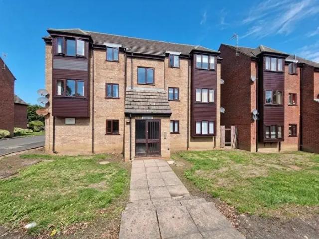 1 Bedroom Flat To Rent In St James Court, Willenhall, Coventry, CV3