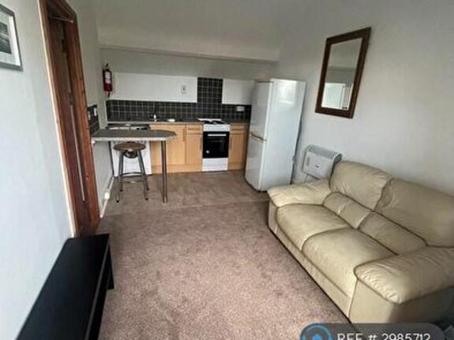 1 Bedroom Flat To Rent In St James Gardens, Swansea, SA1