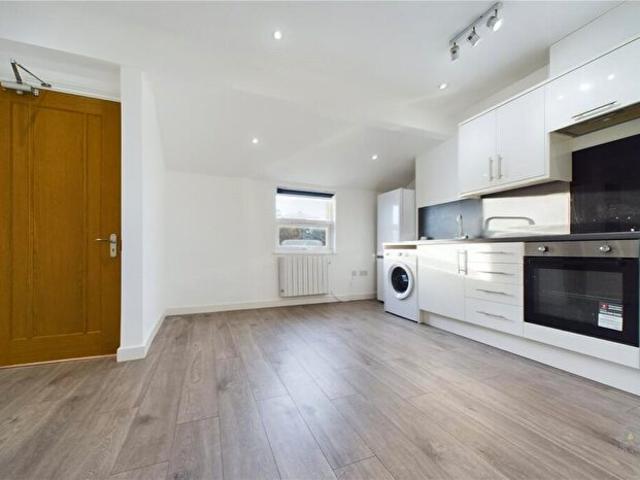 1 Bedroom Flat To Rent In St. Pauls Road, Northampton, Northamptonshire, NN2