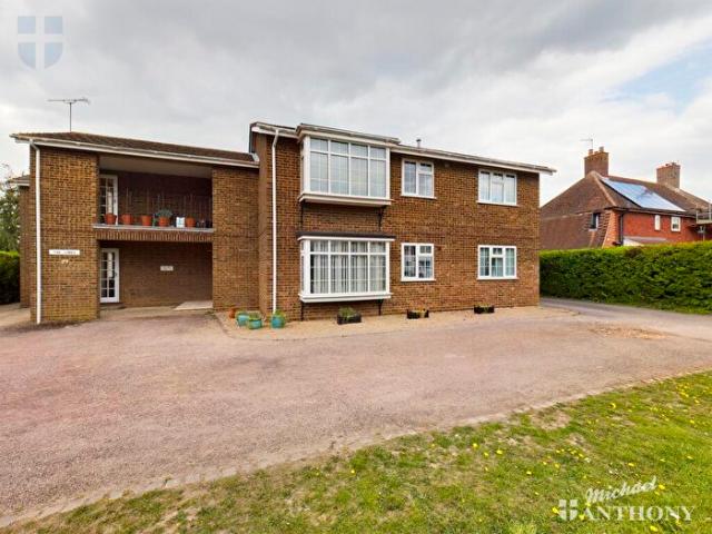 1 Bedroom Flat To Rent In Station Road, Aylesbury, HP22