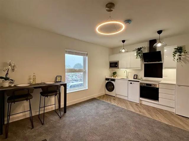 1 Bedroom Flat To Rent In Stratford Road, West Bridgford, NG2