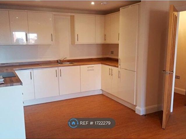 1 Bedroom Flat To Rent In Saxon Way, Bedford, MK40