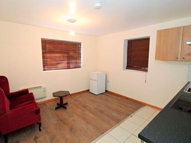 1 Bedroom Flat To Rent In Tay Road, Coventry, West Midlands, CV6
