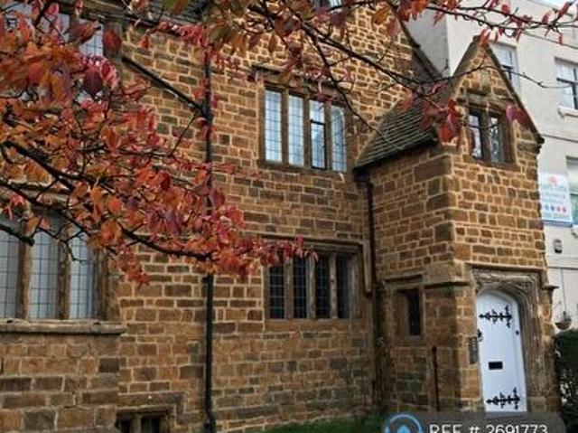 1 Bedroom Flat To Rent In The Old Vicarage, Banbury, OX16