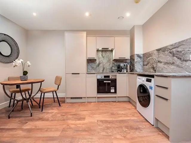 1 Bedroom Flat To Rent In The Robo, Burleys Way, Leicester, LE1