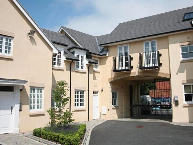 1 Bedroom Flat To Rent In Town Centre, CV21