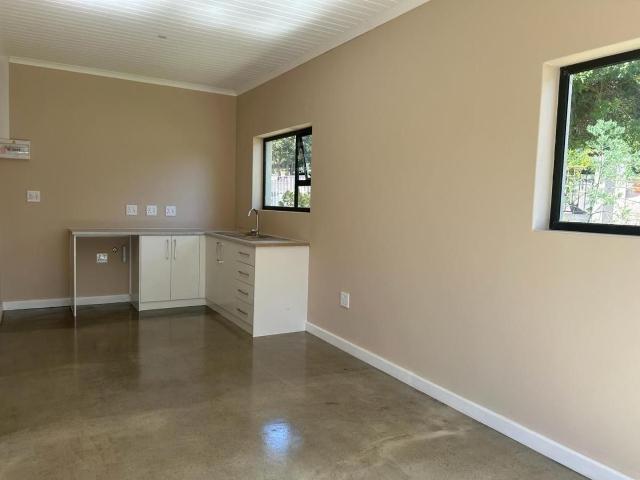 1 Bedroom flat to rent in Uitsig, Wellington