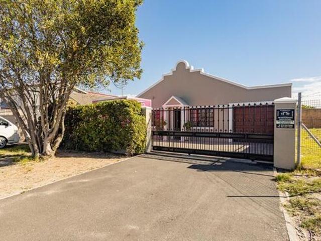 1 Bedroom flat to rent in Vanguard, Cape Town