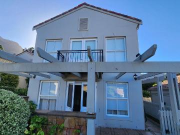 1 Bedroom flat to rent in Victorskloof, Hout Bay