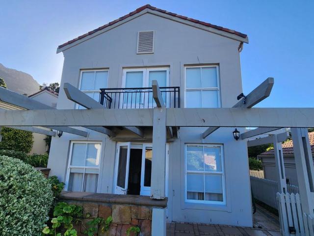 1 Bedroom flat to rent in Victorskloof, Hout Bay