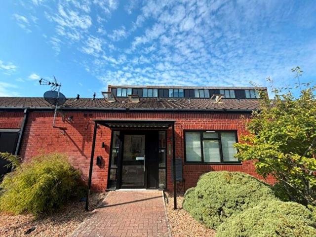 1 Bedroom Flat To Rent In Walker Avenue, MK12