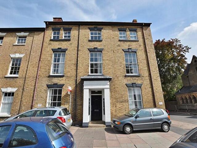 1 Bedroom Flat To Rent In Warwick Street, Rugby, CV21
