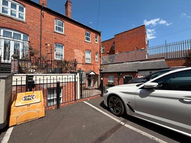 1 Bedroom Flat To Rent In Warwick Road, Acocks Green, B27