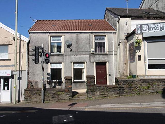1 Bedroom Flat To Rent In Waunrhydd Road, Tonyrefail, CF39