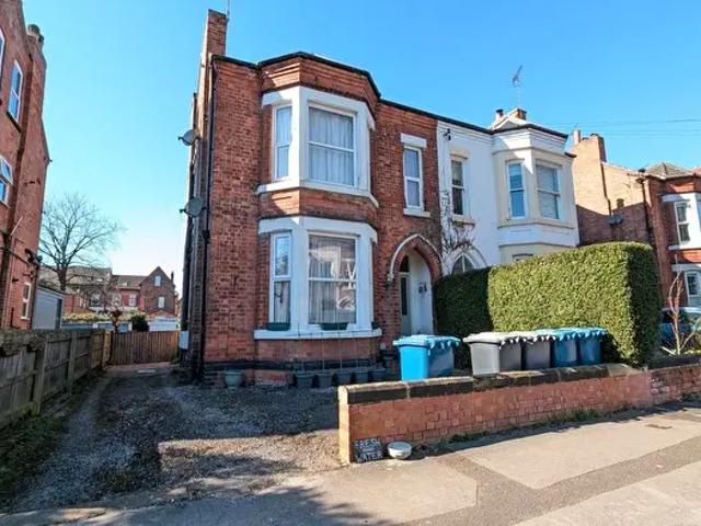 1 Bedroom Flat To Rent In William Road, Nottingham, NG2