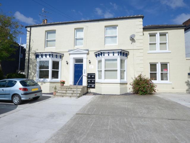 1 bedroom flat to rent in wostenholm road sheffield s7