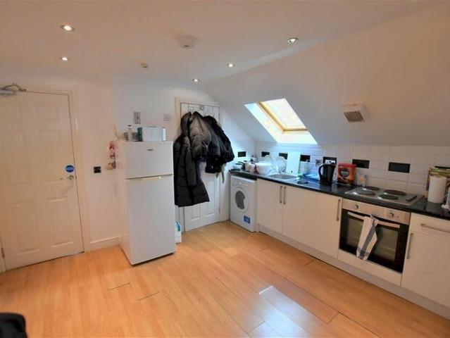 1 Bedroom Flat To Rent In York Road, Leicester, LE1