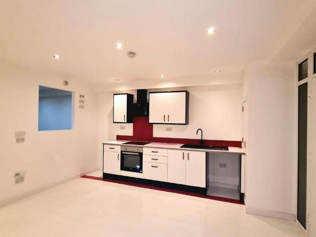 1 bedroom flat to rent