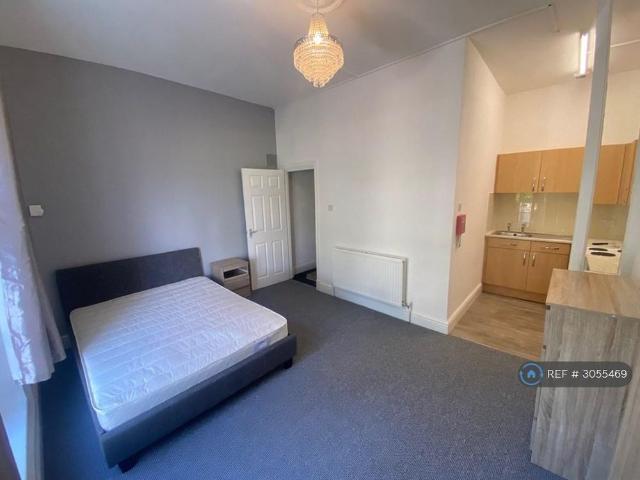 1 bedroom flat to rent