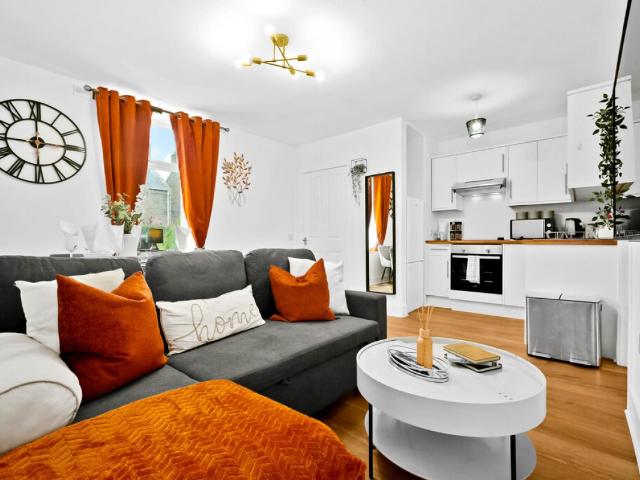 1 bedroom Flat To Rent