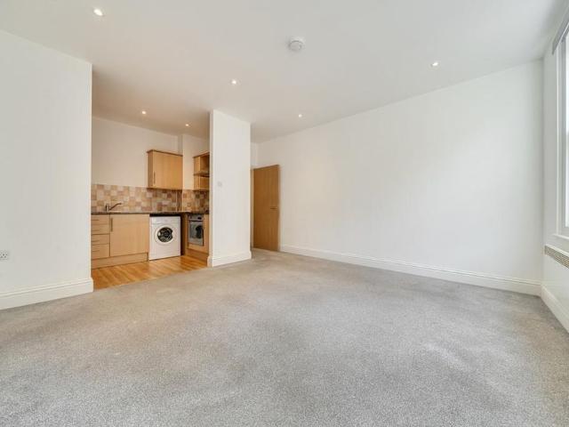 1 bedroom flat to rent