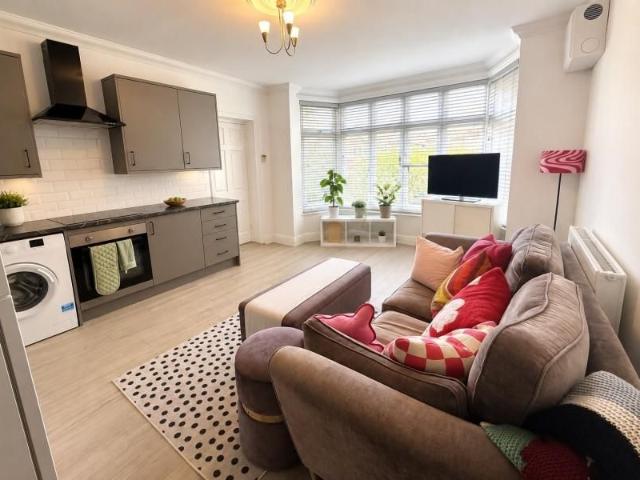 1 bedroom flat to rent