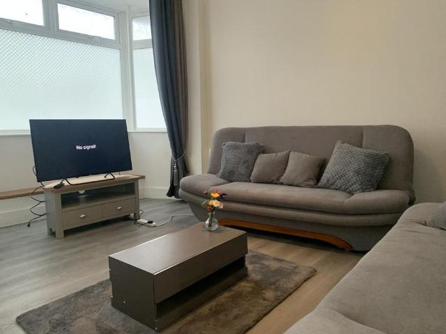 1 bedroom flat to rent