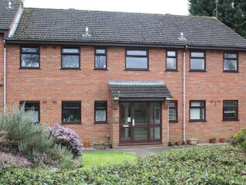 Stourbridge, West Midlands, Midlands - Equipped kitchen