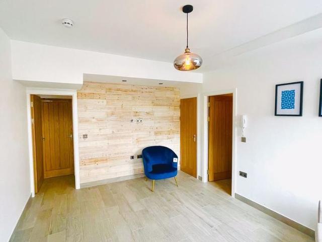 1 bedroom flat to rent