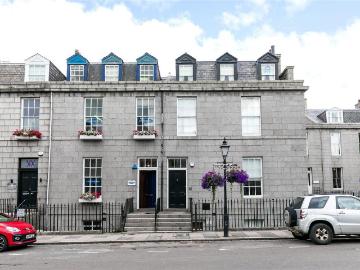 Aberdeen, Aberdeen And Grampian - Garden