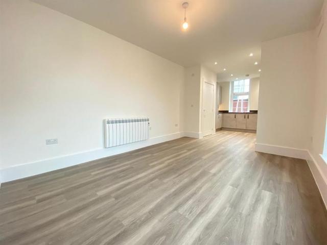 1 bedroom Flat To Rent