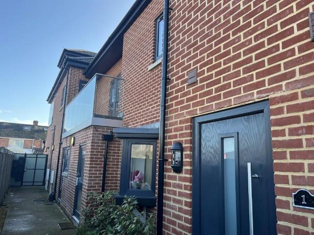 1 bedroom flat to rent