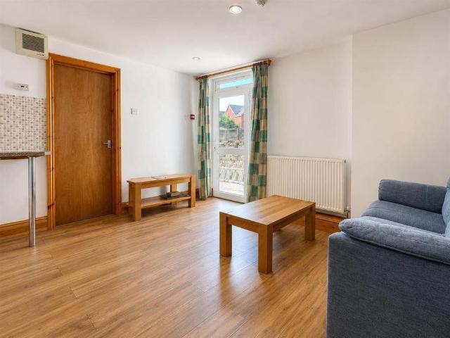 1 bedroom flat to rent