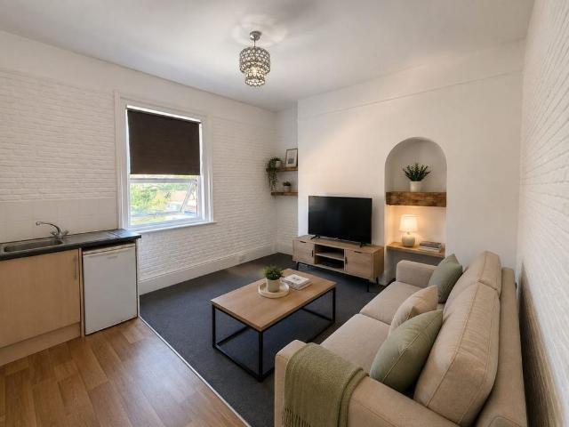 1 bedroom flat to rent
