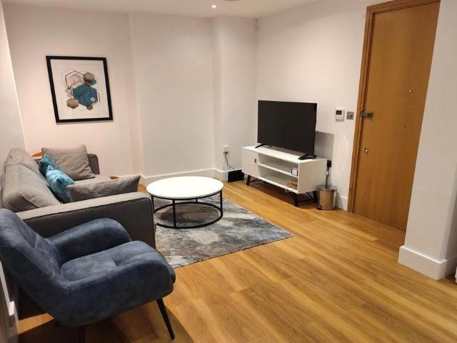 1 bedroom flat to rent