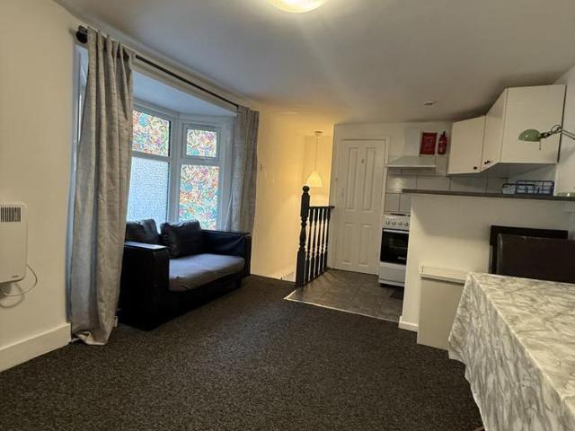 1 bedroom flat to rent