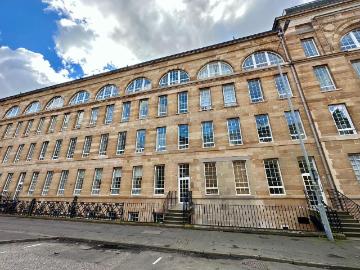 Glasgow, Glasgow and Clyde Valley - Equipped kitchen