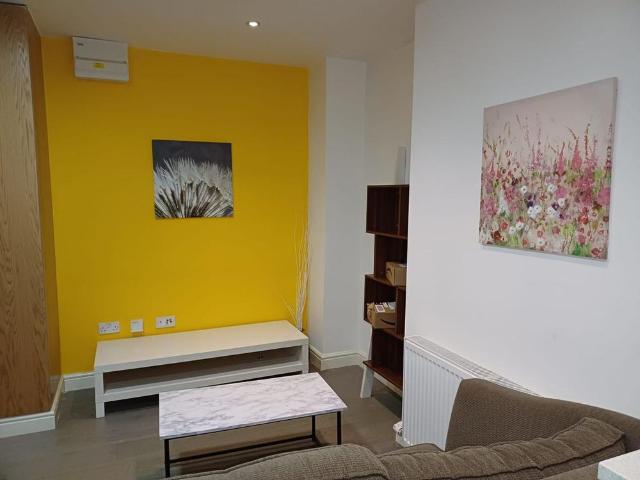 1 bedroom flat to rent
