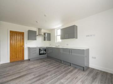 Leeds, West Yorkshire, North England - Equipped kitchen